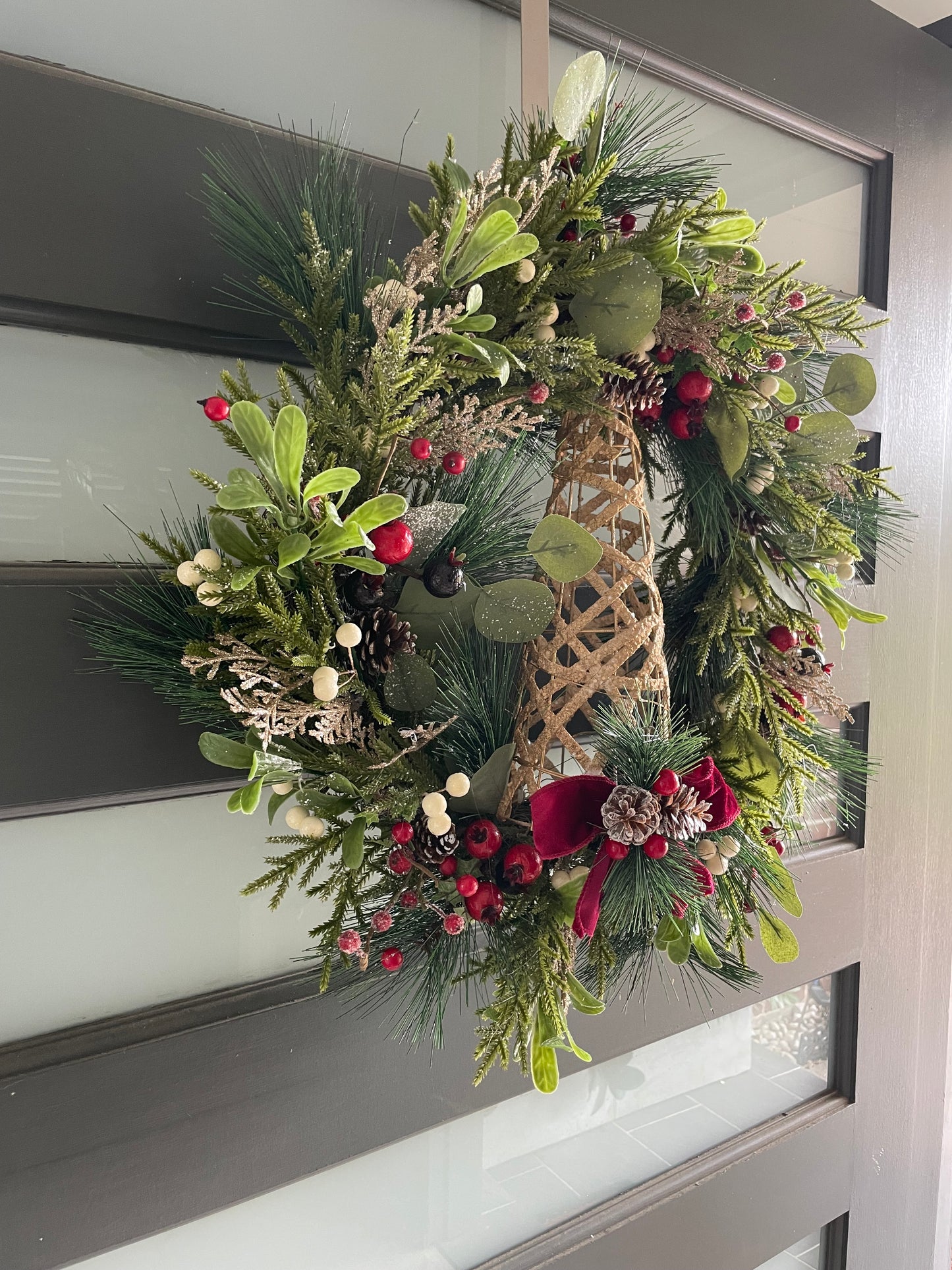 LED Christmas wreath with tree