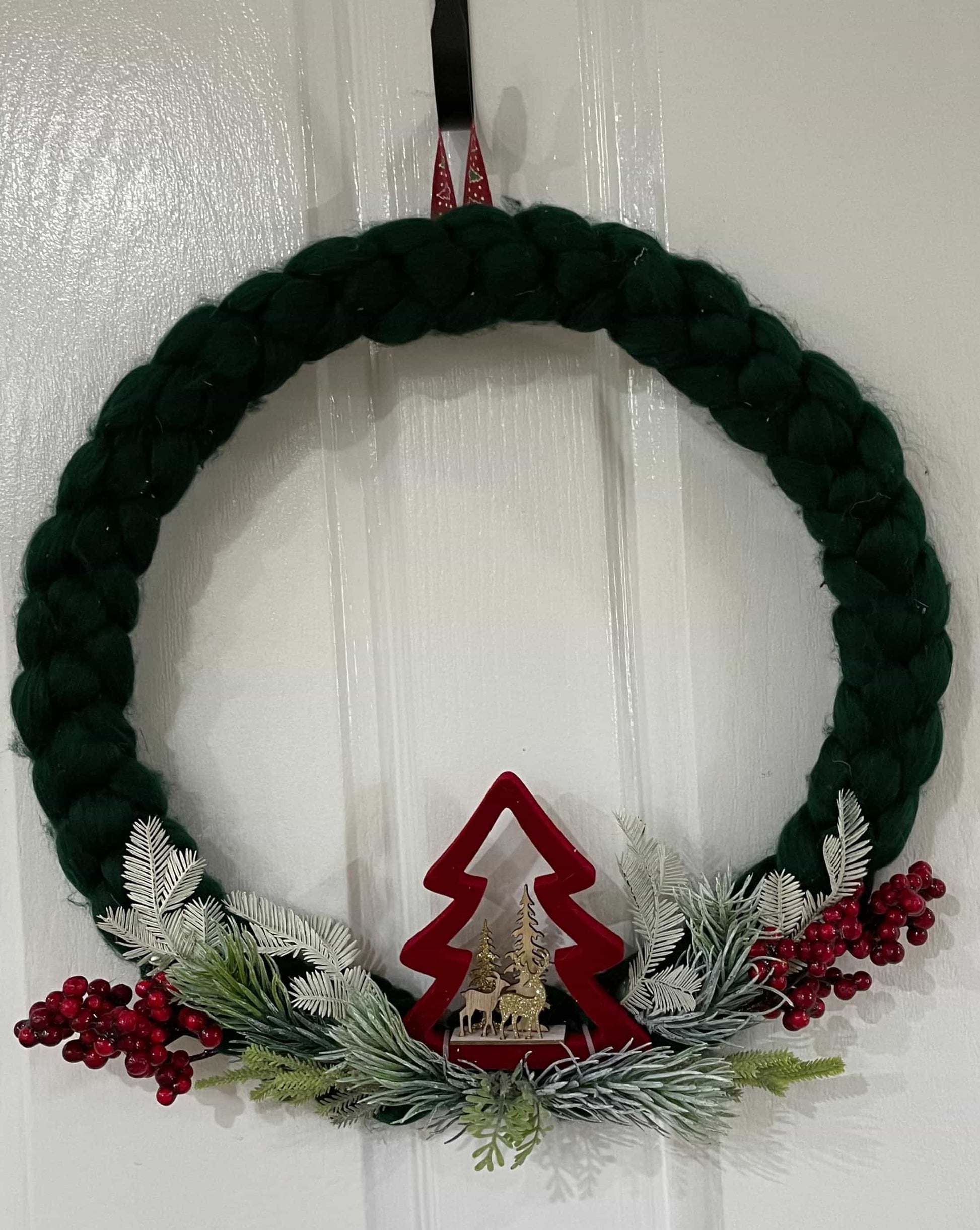 Braided wool Christmas wreath-All-Times-Gifts