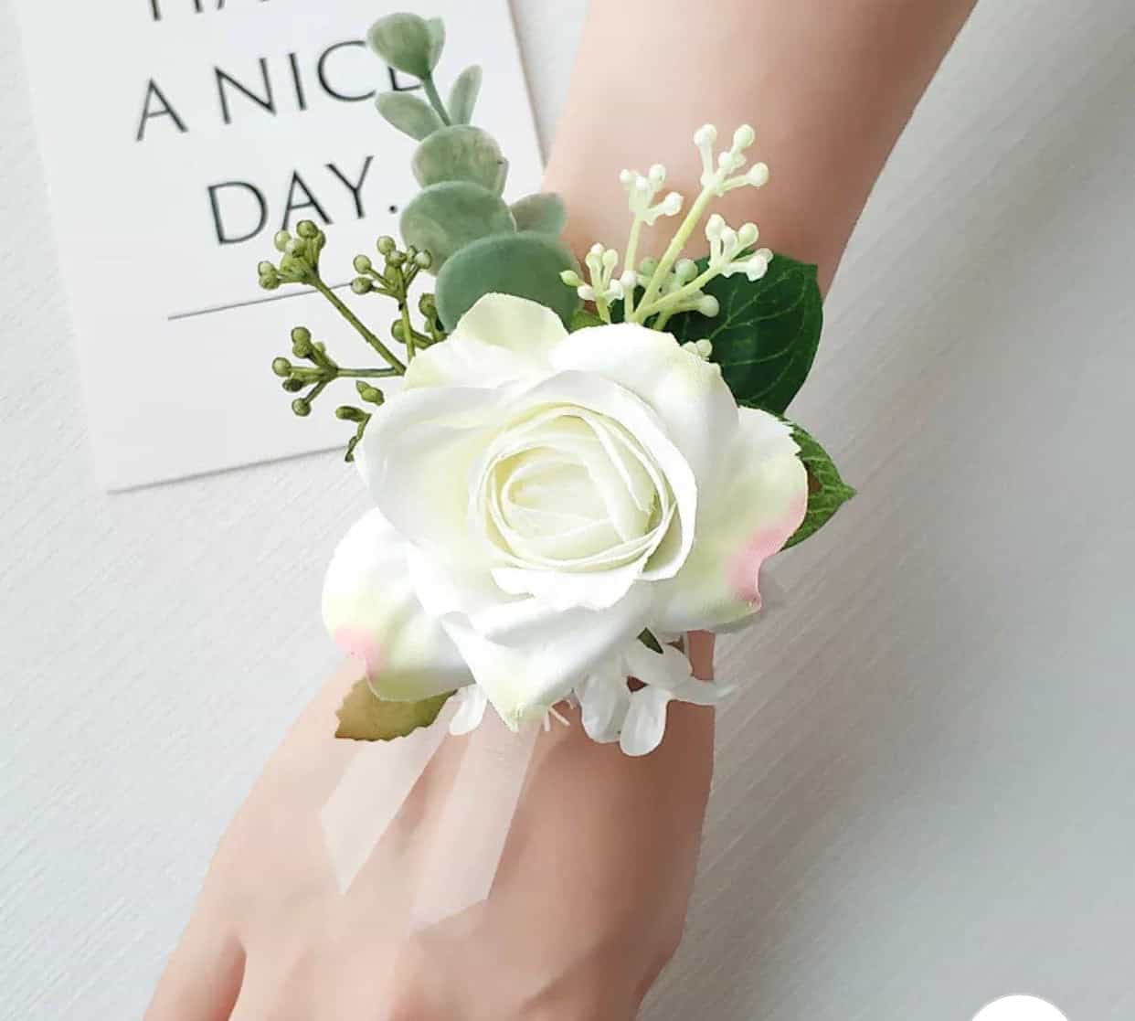 Maya Dusky Pink Wedding Dried Flower Bridesmaid Corsage Bracelet - Luna &  Wild