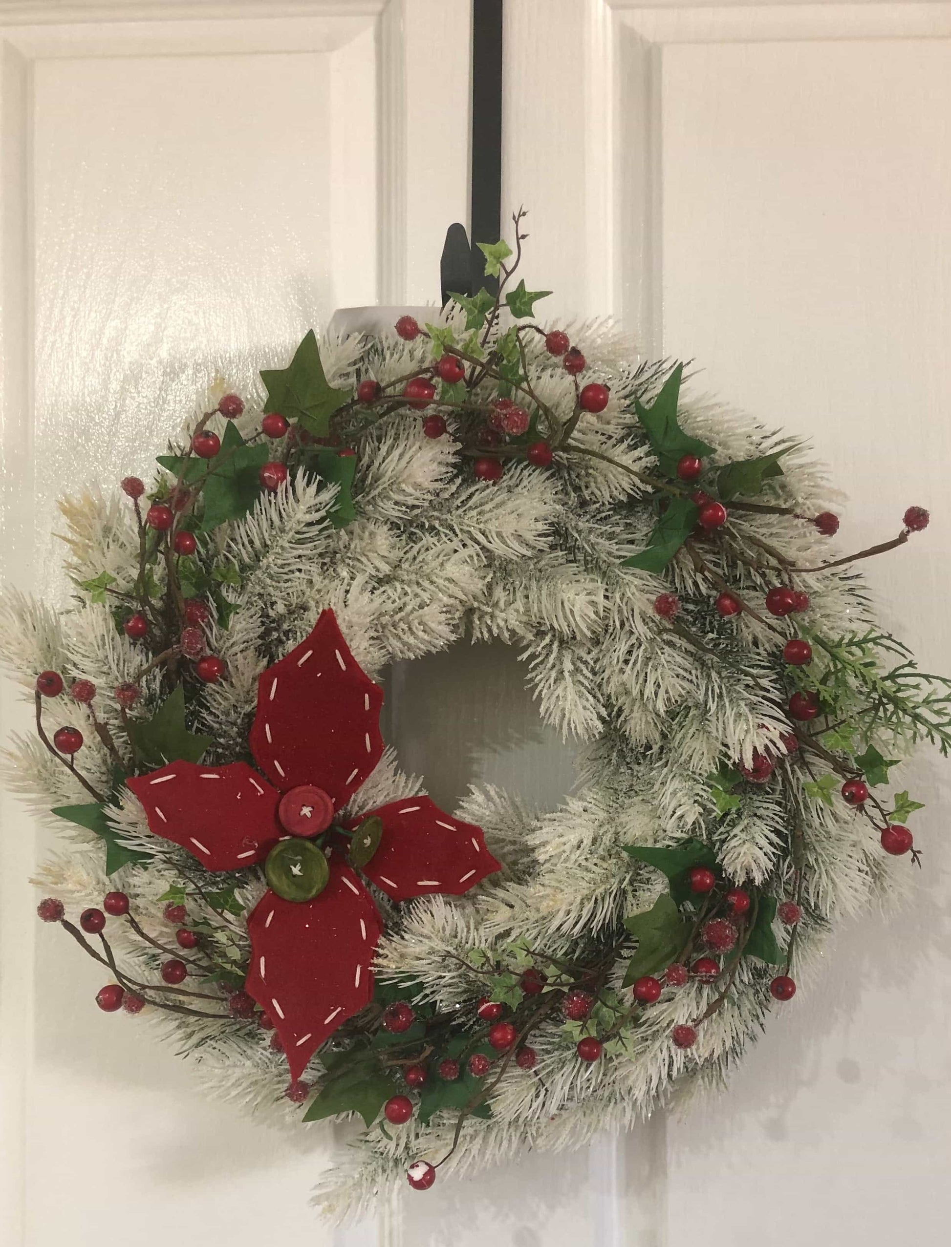 poinsettia and berries Christmas wreath-All-Times-Gifts